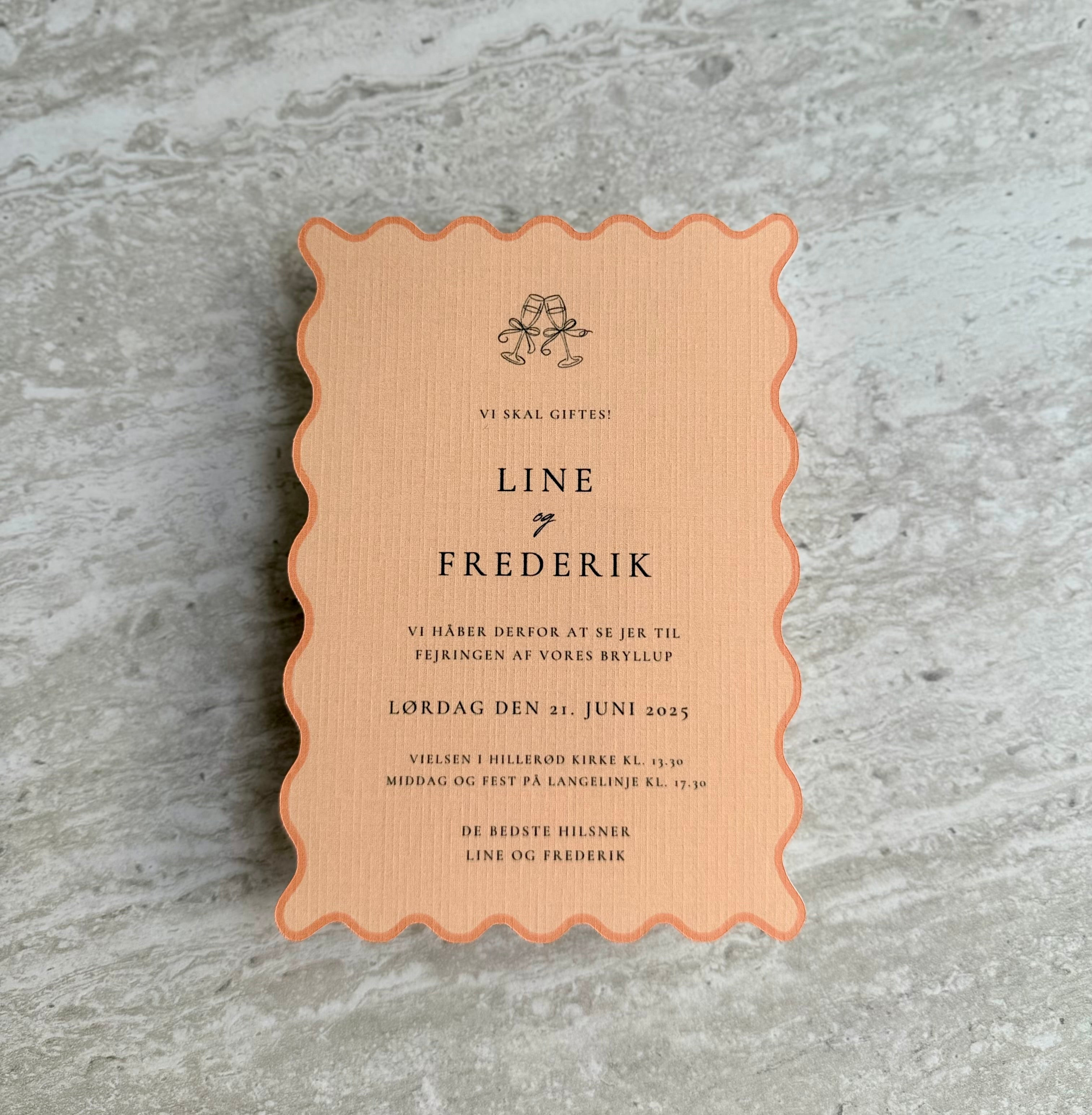 Bryllupsinvitation - Wavy Cheers Orange